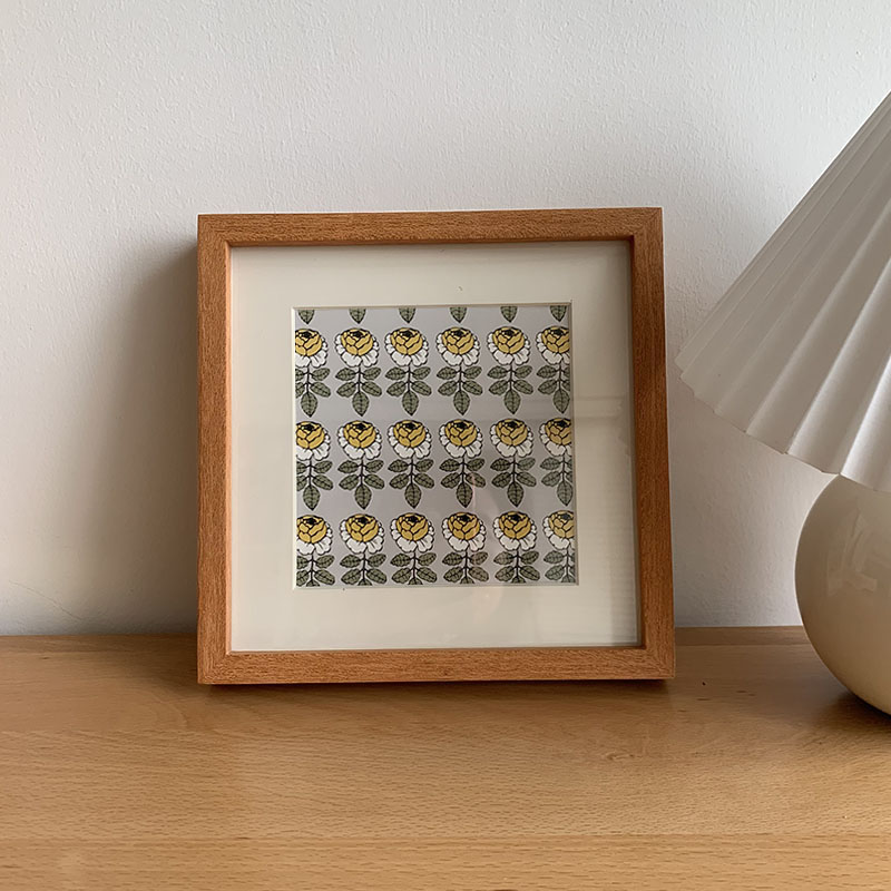 抽象玫瑰餐厅装饰画少女原木风挂画卧室创意壁画北欧书房客厅画