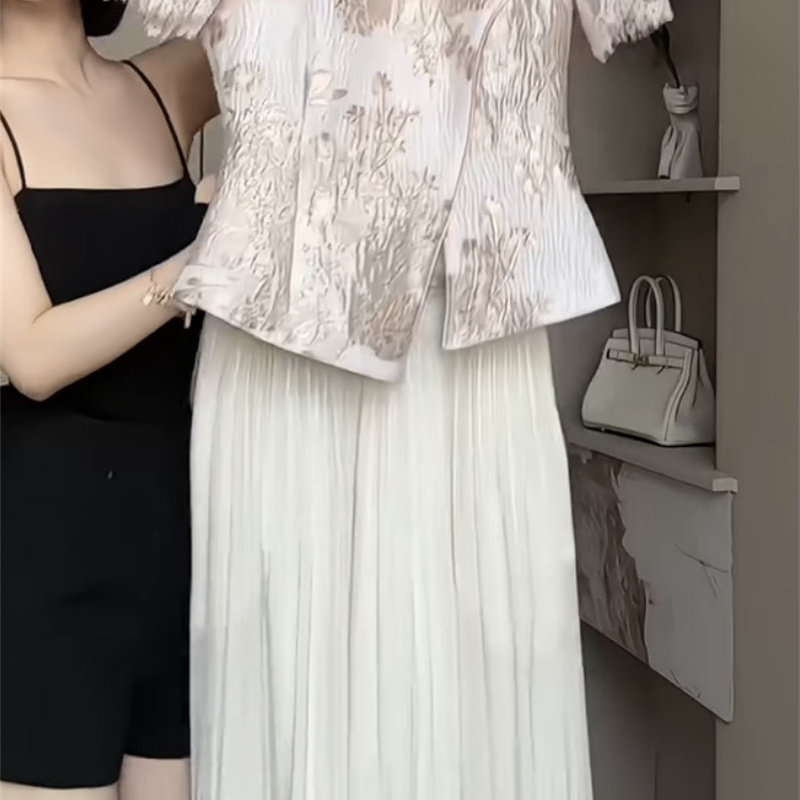 2025俏皮蕾丝短袖精致旗袍高级典雅礼服上衣白色遮肉直筒裤国潮风