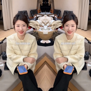 2026网红爆款精品减龄气质奶油色温柔拼接俏皮时髦短款棉服外套潮