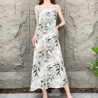 【青鸾羽衣】夏季碎花时尚宽松气质吊带连衣裙女宽松印花长裙女