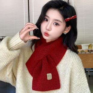 红色交叉围巾女2026新款秋冬百搭氛围感针织小围脖保暖毛线新年红