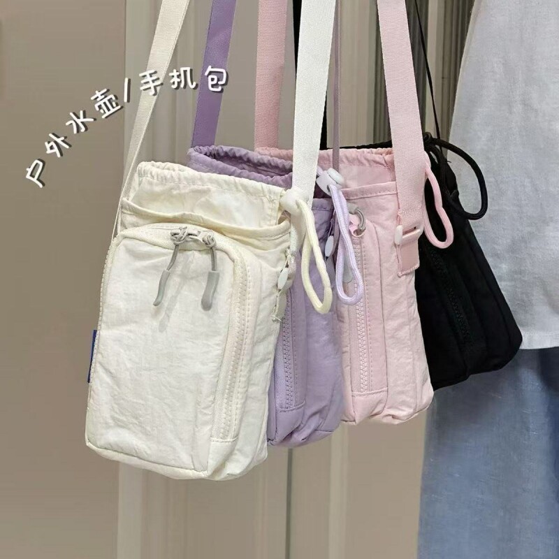 户外运动轻便斜挎水壶手机包女图片