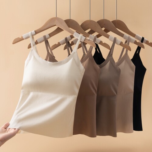 黑色带胸垫吊带背心|113人收藏