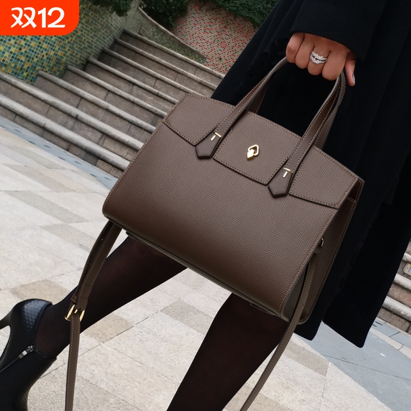 CCAMO高级感包包女款轻奢小众牛