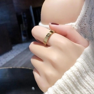 卡洛赫钉子戒指男女18K经典 玫瑰金love满天星情侣对戒指环订婚 款