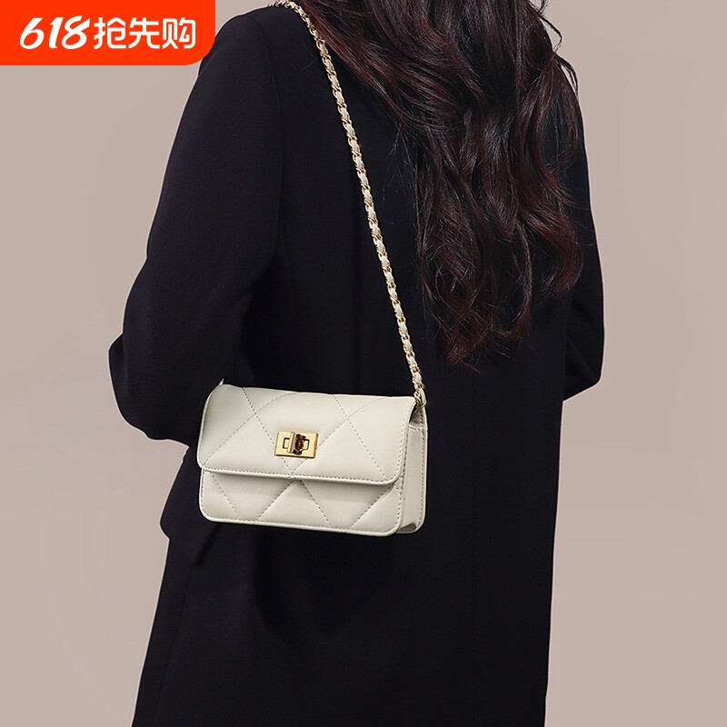 手机包迷你小包2025新款女包小香风高级感链条包斜挎包白色黑色