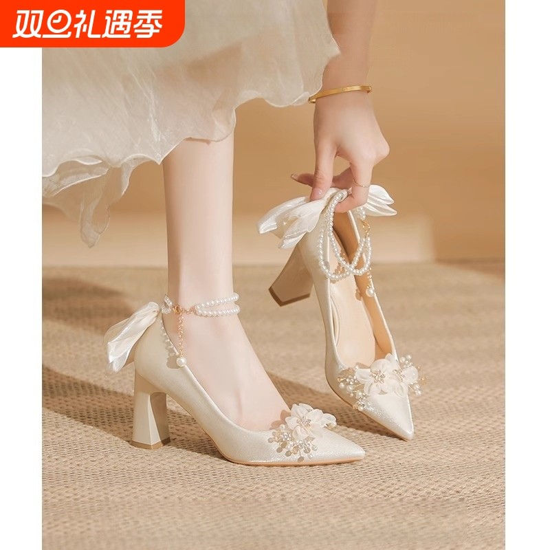 绝美花朵高跟鞋女2025新款秀禾主婚纱两穿新娘鞋订婚配旗袍伴娘鞋