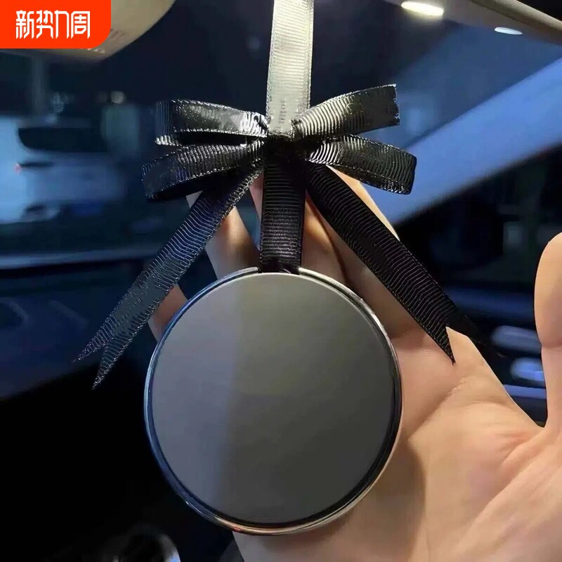 网红车载香薰挂件高级感汽车香水出风口英国梨小苍兰香氛持久淡香