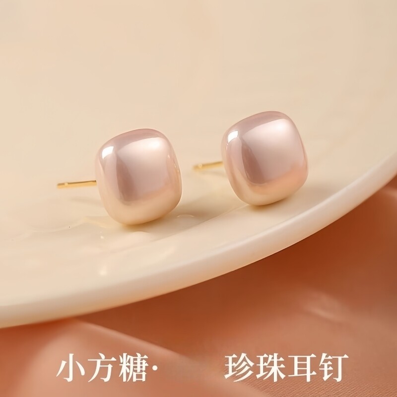 S925纯银珍珠耳钉轻奢高级感气质大气红色养耳洞精致小巧耳饰女