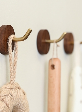 黑胡桃木挂钩免打孔浴室厨房实木玄关门后木质粘钩墙上壁挂承重