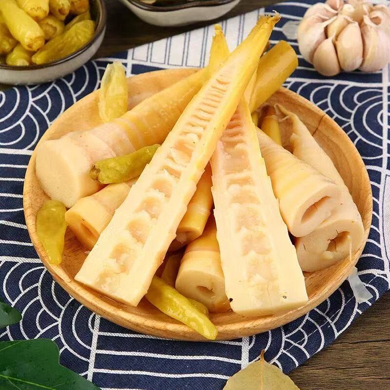 网红手剥笋开袋即食2026年新笋香辣酸泡椒脆笋尖抖音零食竹笋辣味