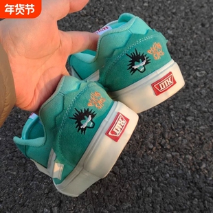 绿白刺绣个性刺绣美式街头板鞋闪电鞋胖胖面包鞋休闲鞋青春校园风