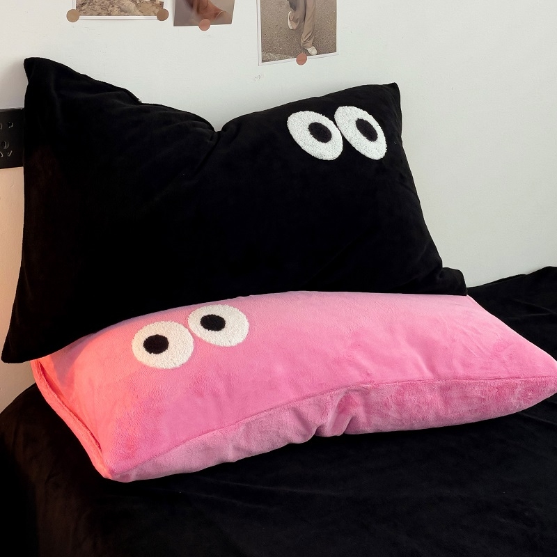 大眼睛牛奶绒枕套|超8000次加购