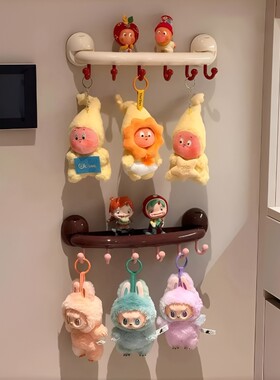 毛绒挂件吸盘盲盒收纳展示架娃娃挂钩星星人玩偶马特手办上墙卧室
