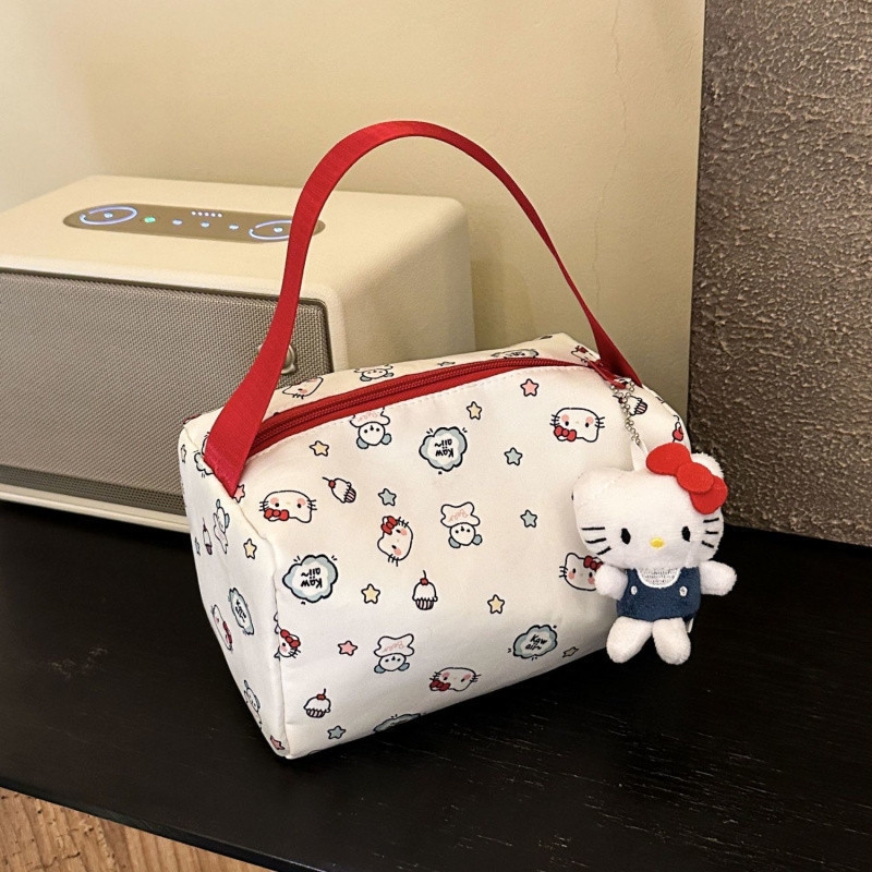 helloKitty可爱化妆包手拿包便携大容量收纳包洗漱包立体手