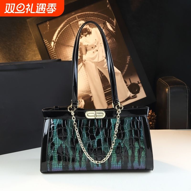 鳄鱼纹腋下包2025新款大气真皮女包手提包女中年妈妈包包独特斜挎