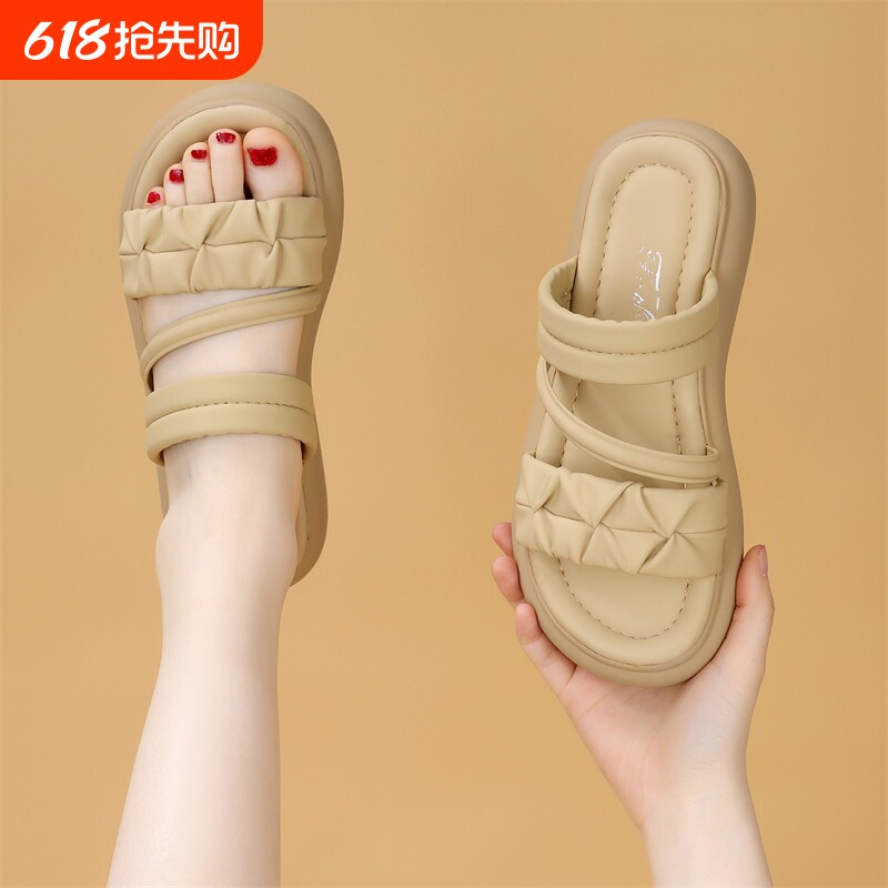 意尔康心选配裙子拖鞋女夏外穿2026新款仙女风踩屎感厚底沙滩凉拖
