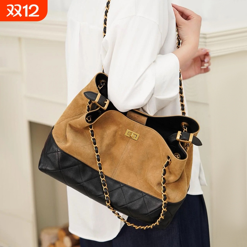 秋冬热销托特包小香风通勤牛皮水