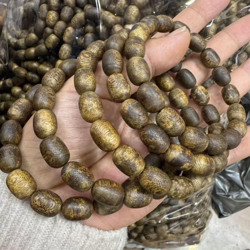 新款精品沉香木随形手串文玩配饰手工DIY手串手链时尚饰品配饰