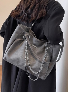 金玉鸟高级大容量包包女2024新款大学生单肩包通勤托特包链条白色