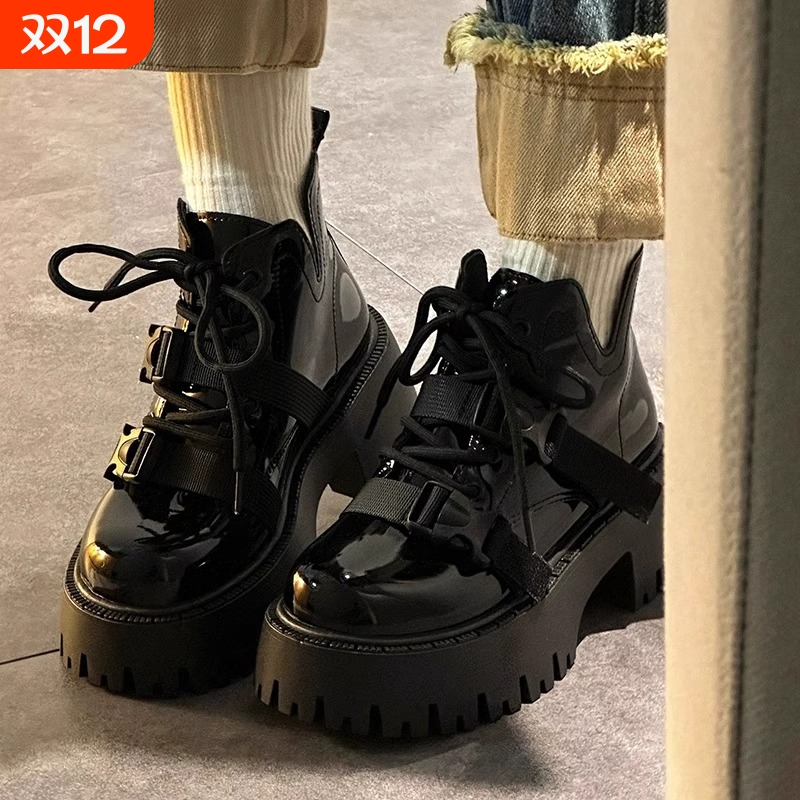 他她女孩厚底马丁靴女2025秋季新款小个子英伦风短靴子甜酷爆款机