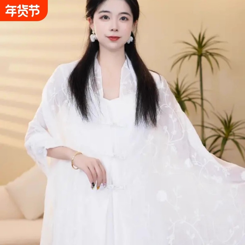 夏季刺绣盘扣披肩2025新款时尚百搭防晒旅行拍照外搭薄款披风开衫