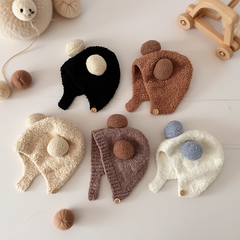 ins韩版洋气婴儿护耳帽秋冬季毛绒保暖小月龄宝宝撞色双球帽子冬