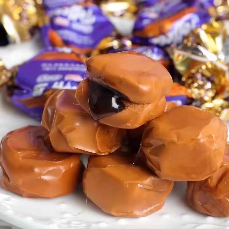 爆浆太妃糖巧克力味夹心奶糖儿童糖果年货喜糖糖果解馋零食批发