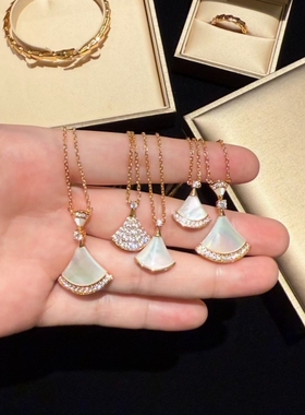 高定品质扇形小裙子项链女纯银镀18K金红黑玛瑙孔雀白贝母大扇子