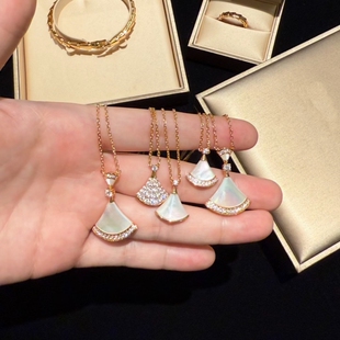 高定品质扇形小裙子项链女纯银镀18K金红黑玛瑙孔雀白贝母大扇子