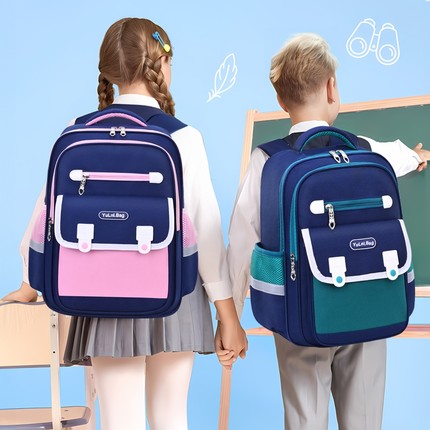 2025小学生帅气防水耐脏超轻手提新款书包1-2-3-4-5-6年级英伦风男女孩儿童大容量护脊减负防水轻便双肩背包