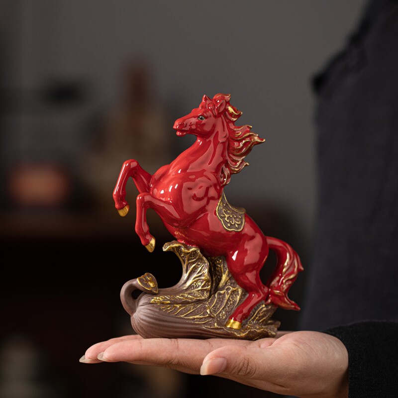 陶瓷马小摆件招财客厅酒柜办公室红色生肖马年吉祥物马到成功桌面