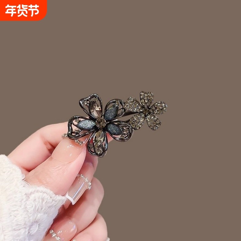 新款甜美水钻琉璃花朵发夹女气质鸭嘴夹高级感侧边碎发刘海夹发卡