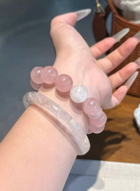 天然马达加斯加粉水晶月光石手链正缘招桃花治愈转运手串饰品礼物