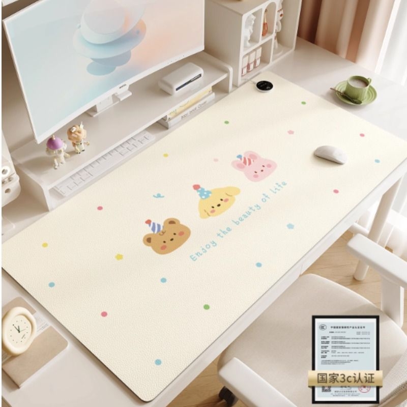 爆款皮革餐桌垫防油防水免洗桌布轻奢高级感防烫茶几垫桌面发热