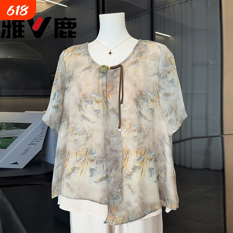 雅鹿妈妈夏装洋气两件套装2026新款短袖上衣薄中老年女装雪纺小衫