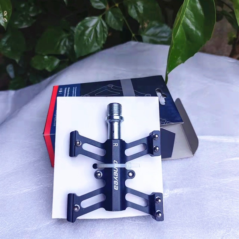 Gineyea景晔K350培林脚踏山地车自行车培林脚踏防滑轴承脚