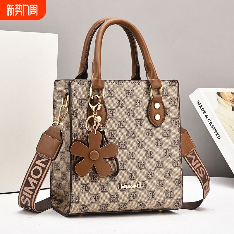 店酷奇包包女斜挎包夏季新款印花时尚超火流行小方包手提水桶包女