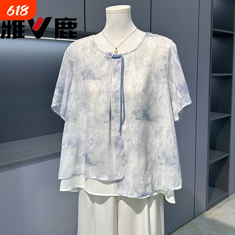雅鹿妈妈夏装小衫洋气短袖上衣宽松雪纺2026新款中老年女装夏季服