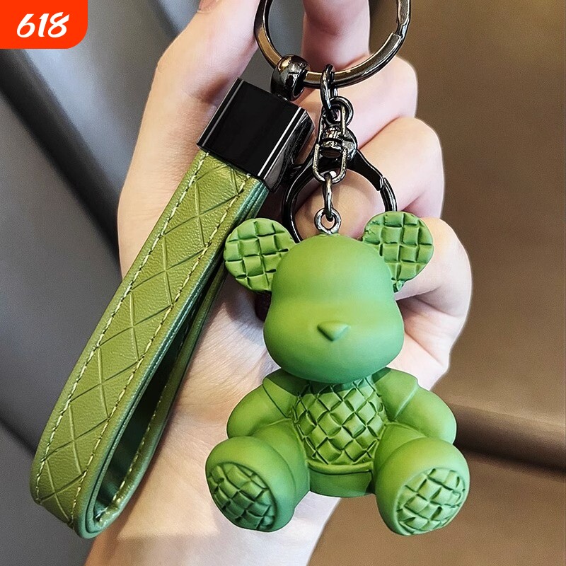 钥匙扣钥匙链树脂熊竹编兔时尚简约男女网红精致汽车背包挂小饰品