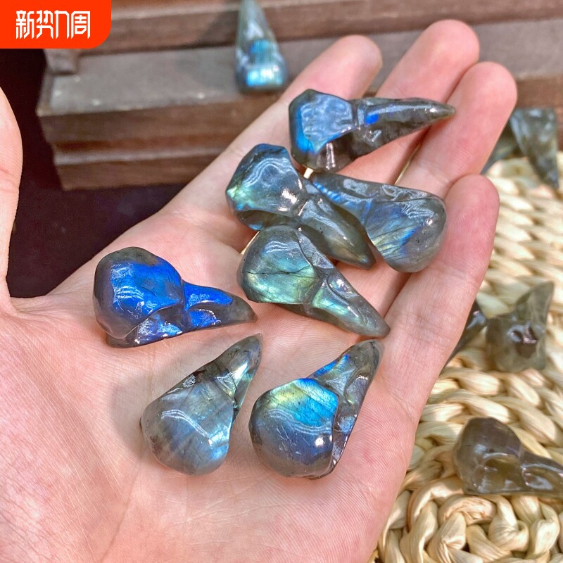 天然拉长石鸟嘴雕刻件 可做DIY饰品吊坠手牌摆件东海水晶零售