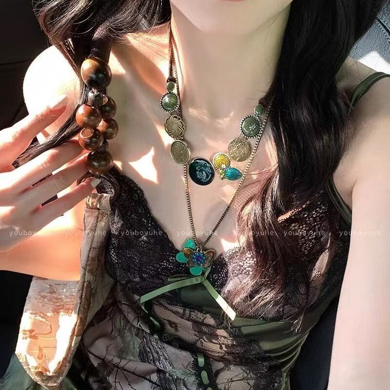 中古风双生绿色蝴蝶项链女款vintage波西米亚锁骨链古着独特配