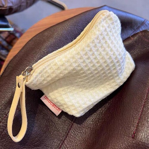 mini零钱包可爱蓝牙耳机包化妆包华夫格包口红数码包收证件小巧