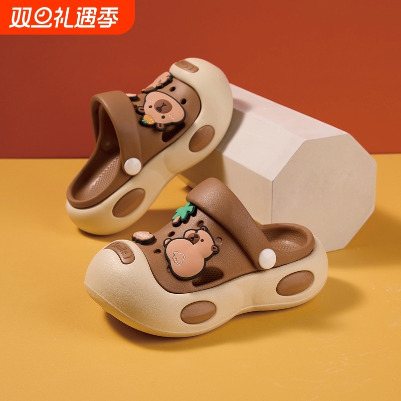 新款卡皮巴拉洞洞鞋2025夏季儿童男童女孩防滑室内中大童沙滩凉鞋