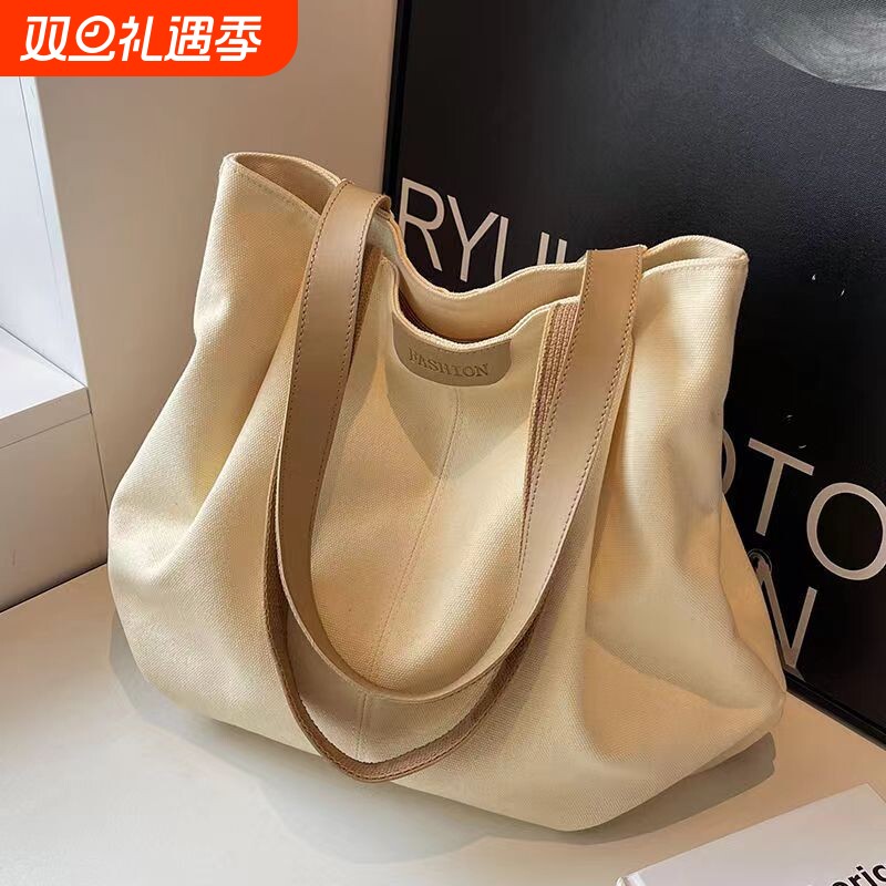 大容量托特包包女2024帆布手提袋子ins单肩包女云朵包旅行手工