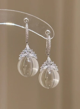 白月光!法式复古白色耳环闪钻耳坠气质时尚优雅轻奢独特耳饰新款