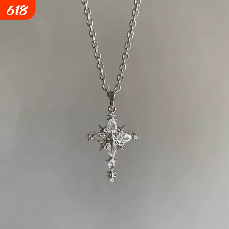 清冷感冰透雪花十字架锆石项链女甜酷风韩系个性四芒星钛钢锁骨
