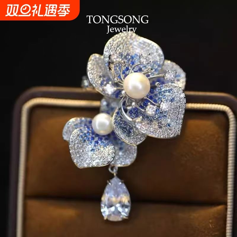 微镶锆石仿珍珠花朵蝴蝶兰胸针女胸花别针奢华西装时尚西装配饰