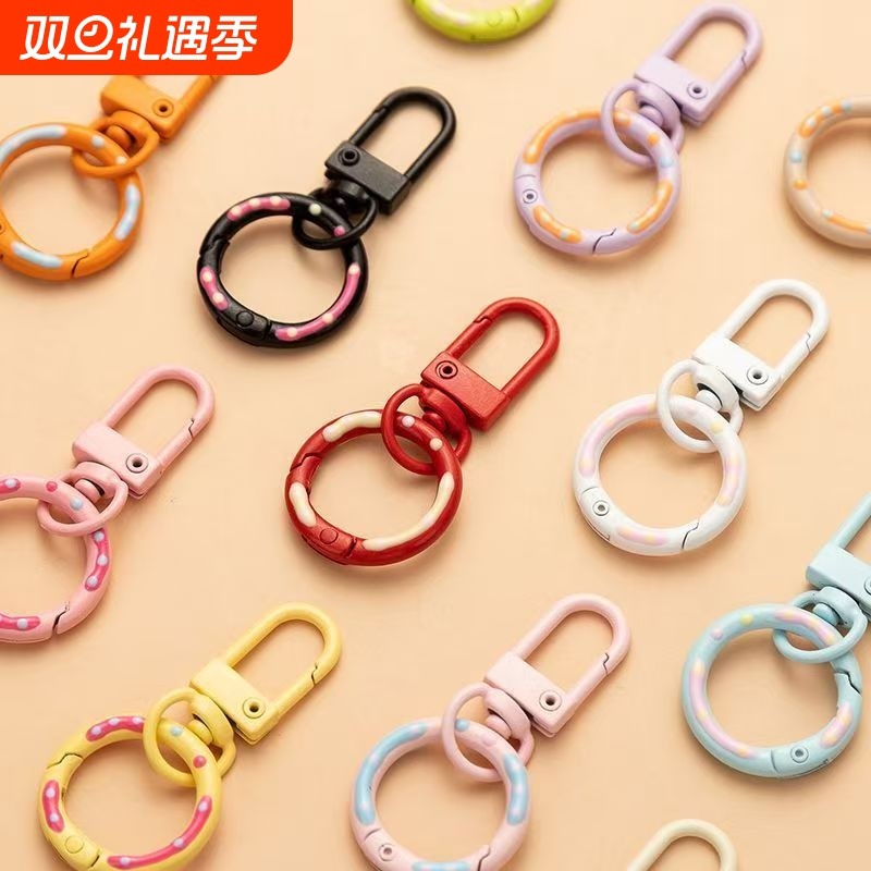 彩色钥匙扣弹簧扣挂件可爱卡通公仔包包挂饰情侣钥匙链圈环扣圈
