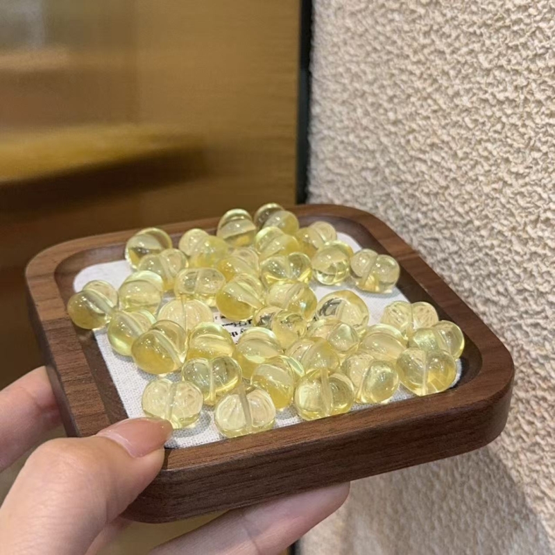 压电黄水晶屁桃爱心通孔配件diy配饰项链 手串配件文玩配饰